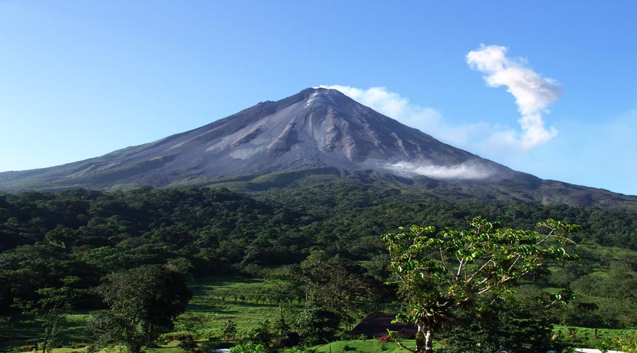 Costa Rica - Honeymoon Adventure - Pioneer Expeditions