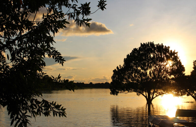 Sunset Puerto Narino Amazonas.