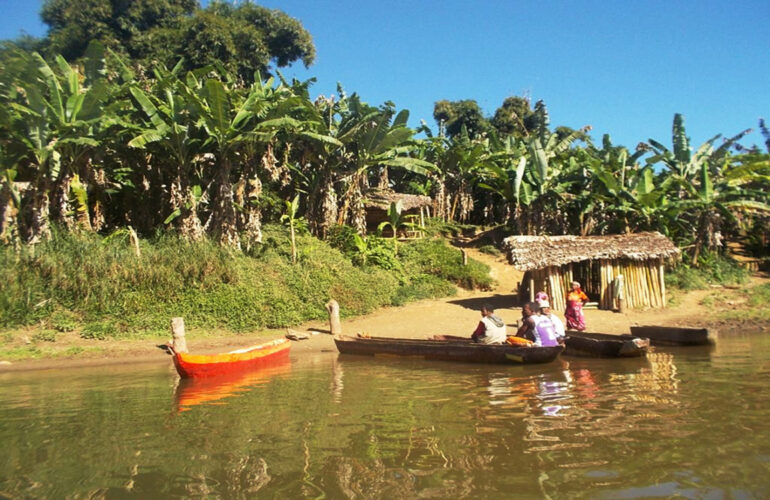 More traditional Malagasy Canoes